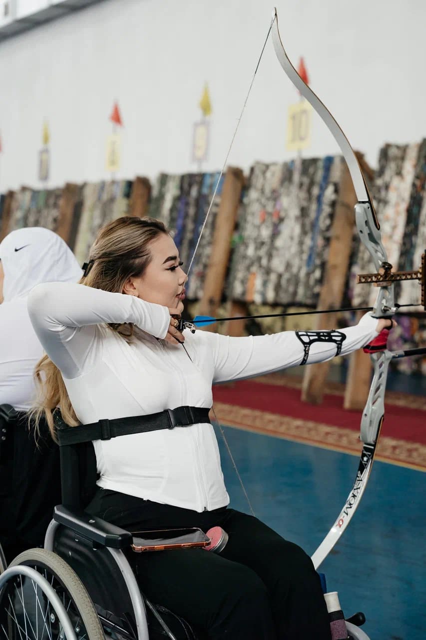 70 спортсменов соревнуются за звание чемпиона Казахстана по пара стрельбе из лука